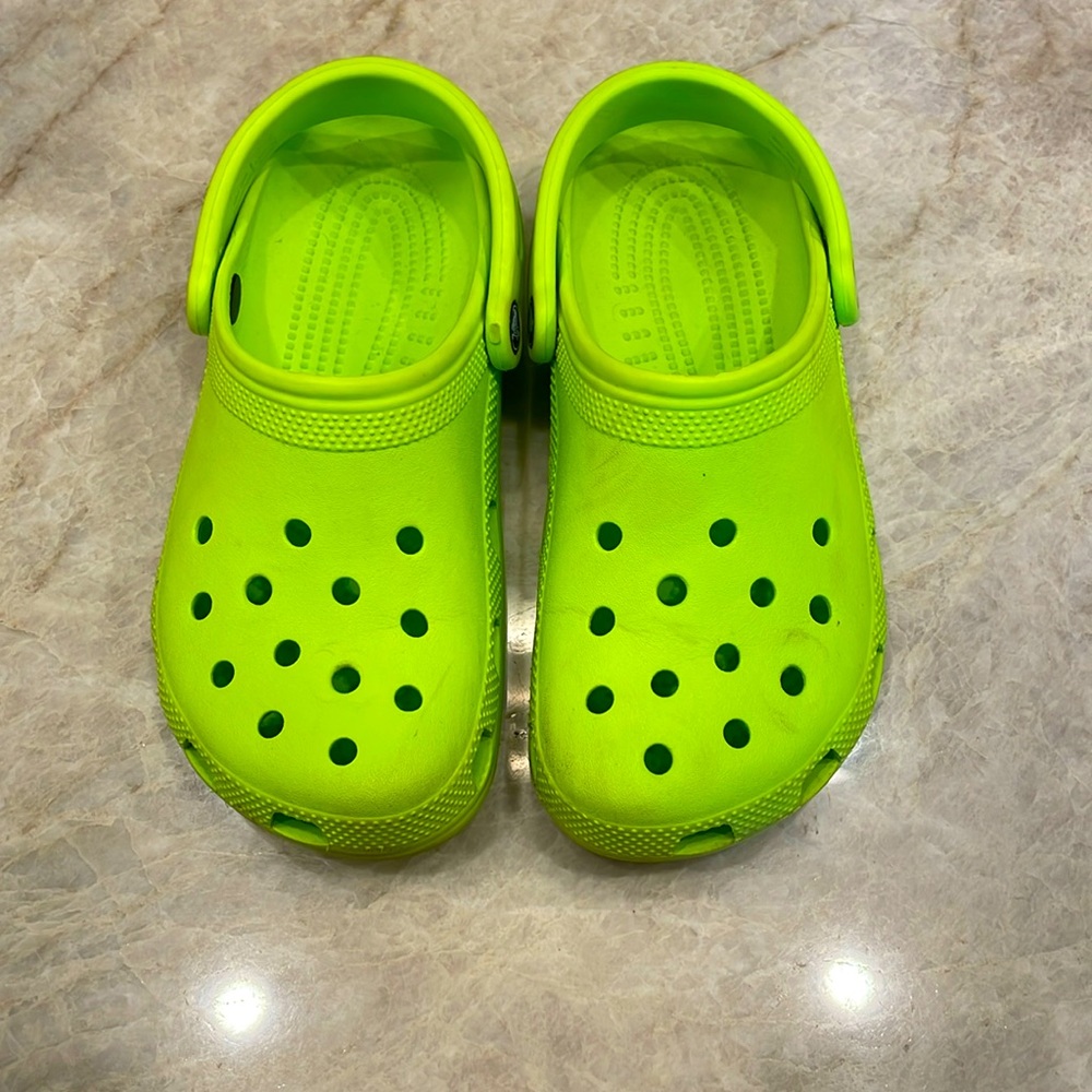 Crocs Lime Green Size 5